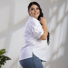 BLUSA CAMISERA PLUS SIZE CON DETALLE DE PERLAS EN MANGAS P694
