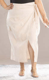 FALDA PLUS SIZE CON PUNTADAS ARTESANALES P674