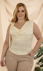 BLUSA PLUS CON ENCAJES BORDADOS Y AMARRE LATERAL P875