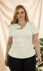 BLUSA PLUS CON HERRAJE Y TELA TEXTURIZADA P884