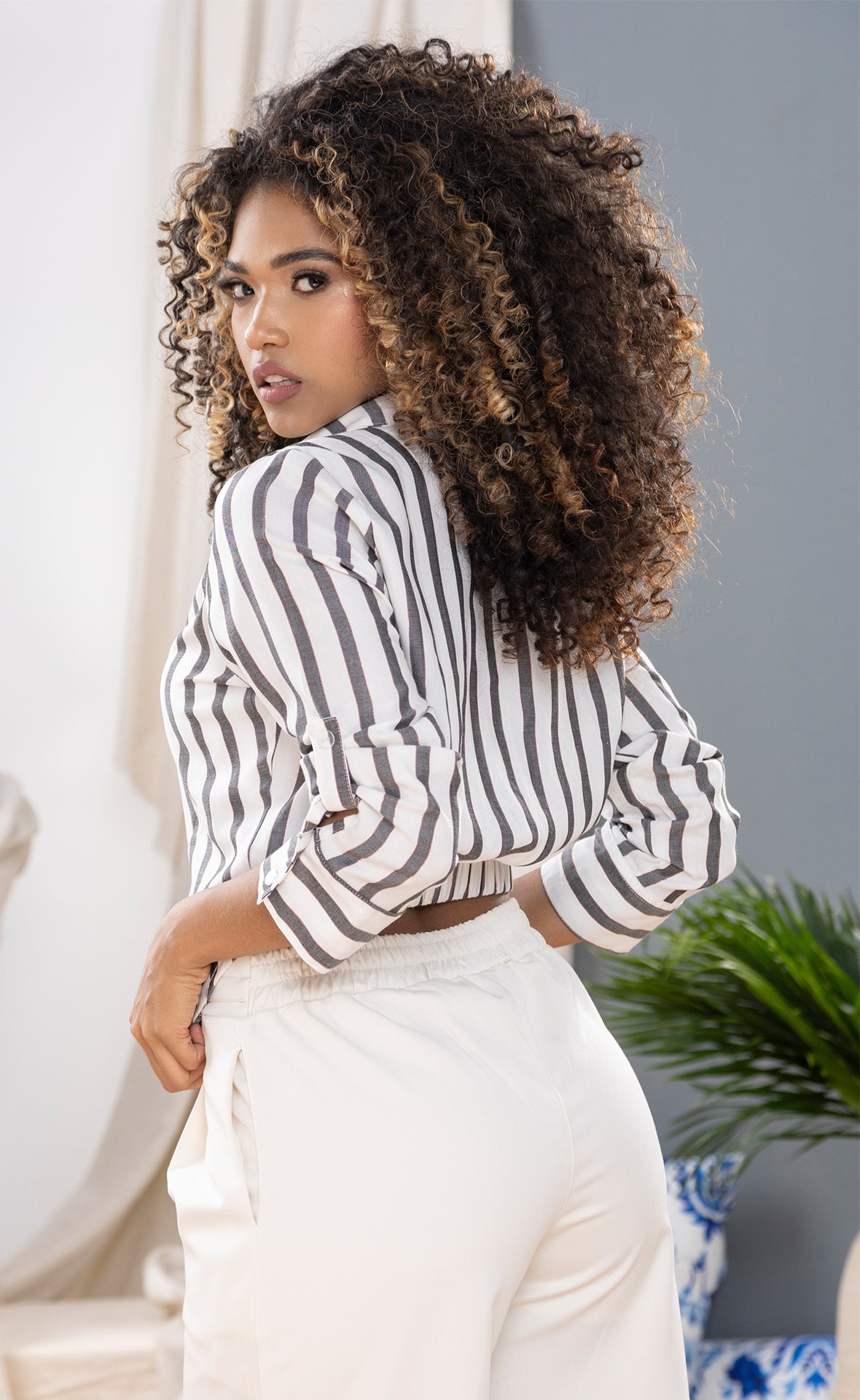 CAMISA RAYAS GEOMETRICA 6637