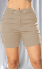 SHORT EN LINO CON CINTURON  6701