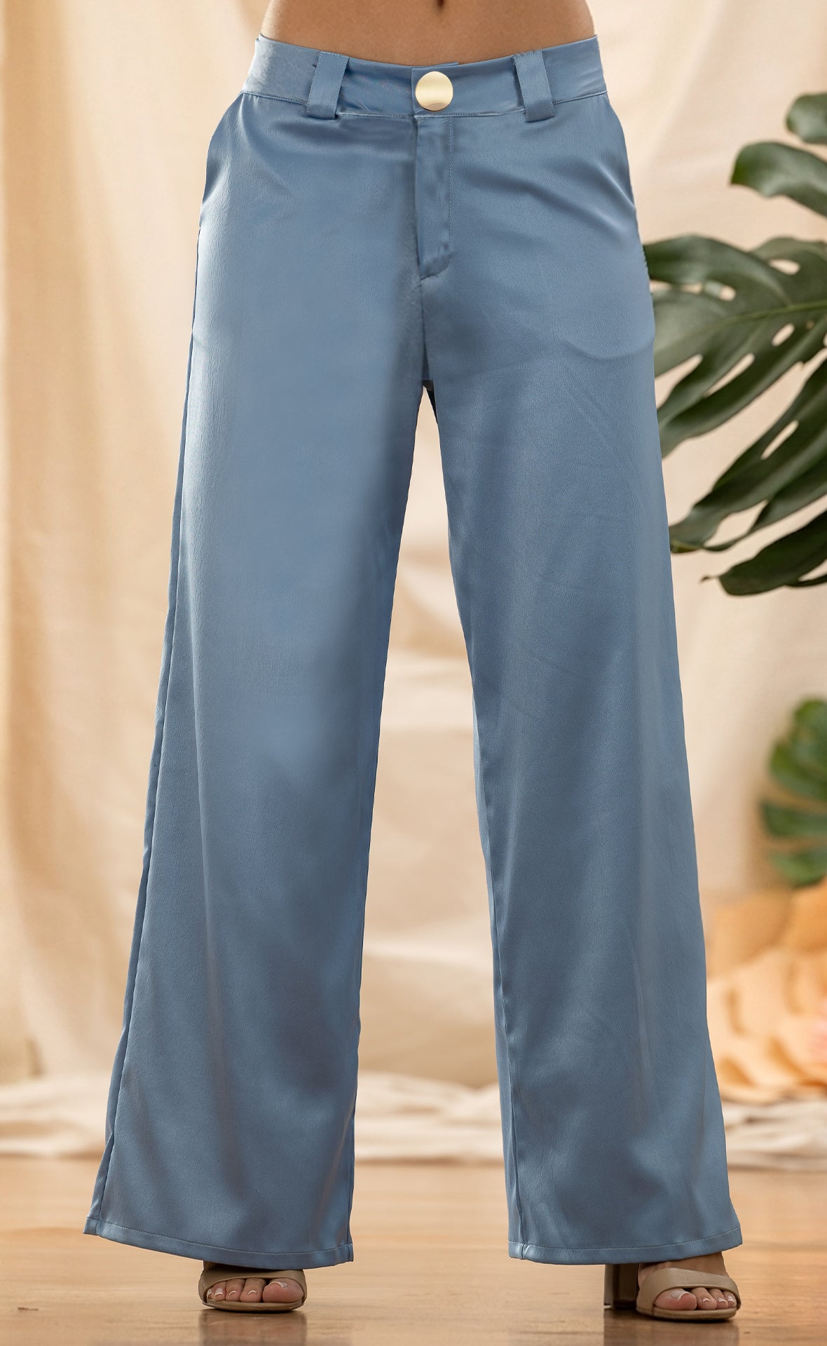 PANTALÓN ELEGANTE EN SATÍN CON BOTÓN METÁLICO 6955