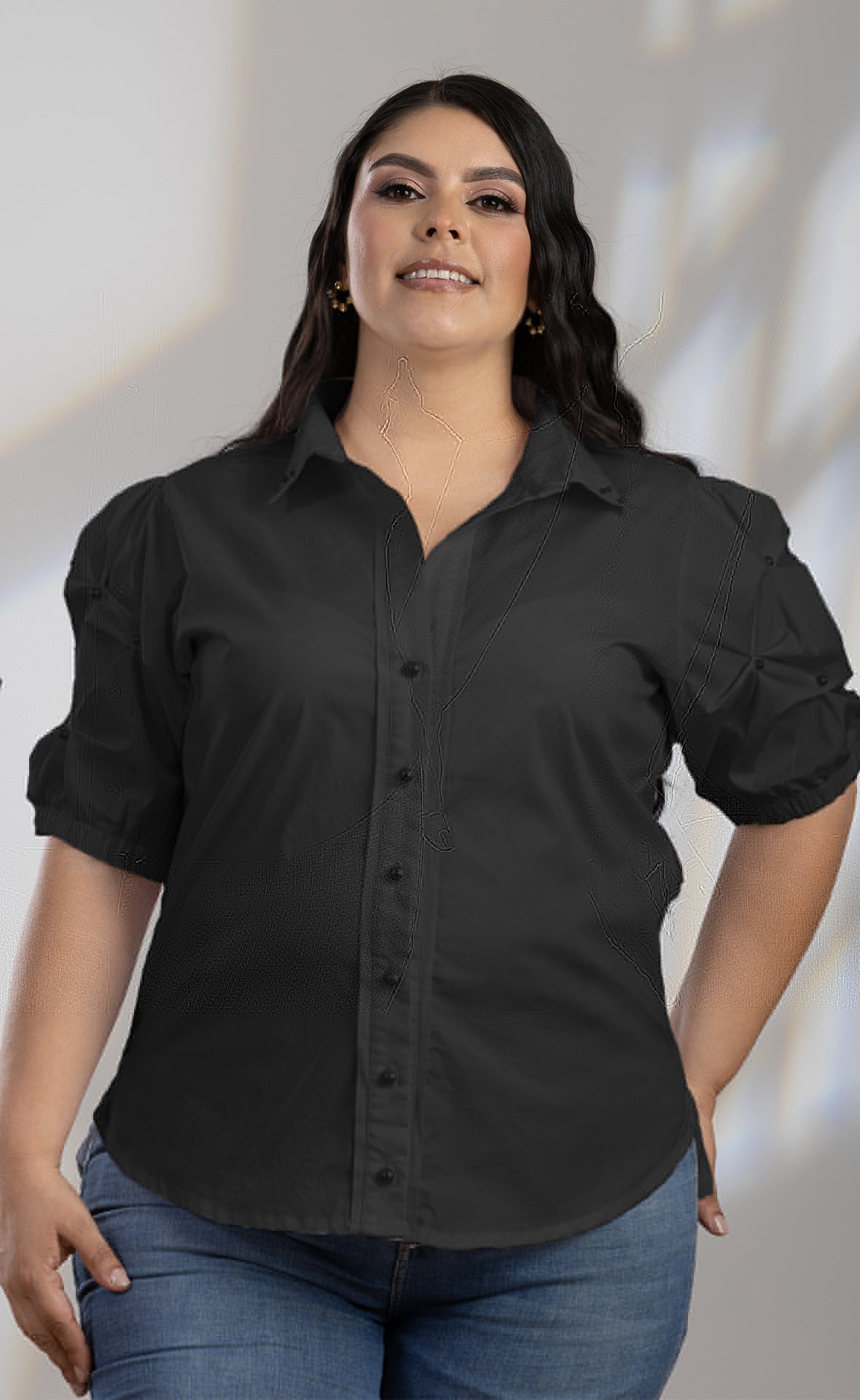 BLUSA CAMISERA PLUS SIZE CON DETALLE DE PERLAS EN MANGAS P694