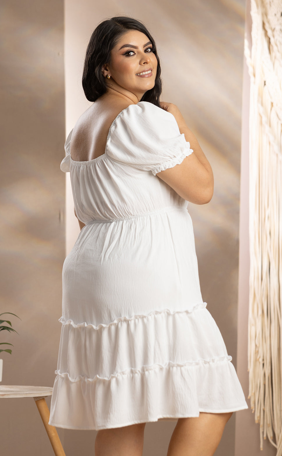 VESTIDO CORTO PLUS SIZE CUELLO BANDEJA P724