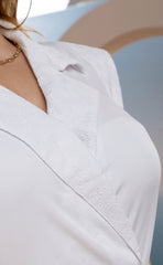 VESTIDO PLUS SIZE CON OJALILLO Y ESCOTE CRUZADO P739