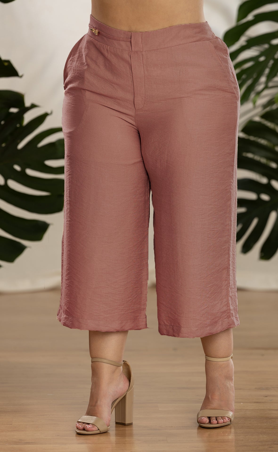 PANTALON PLUS CAPRI P831