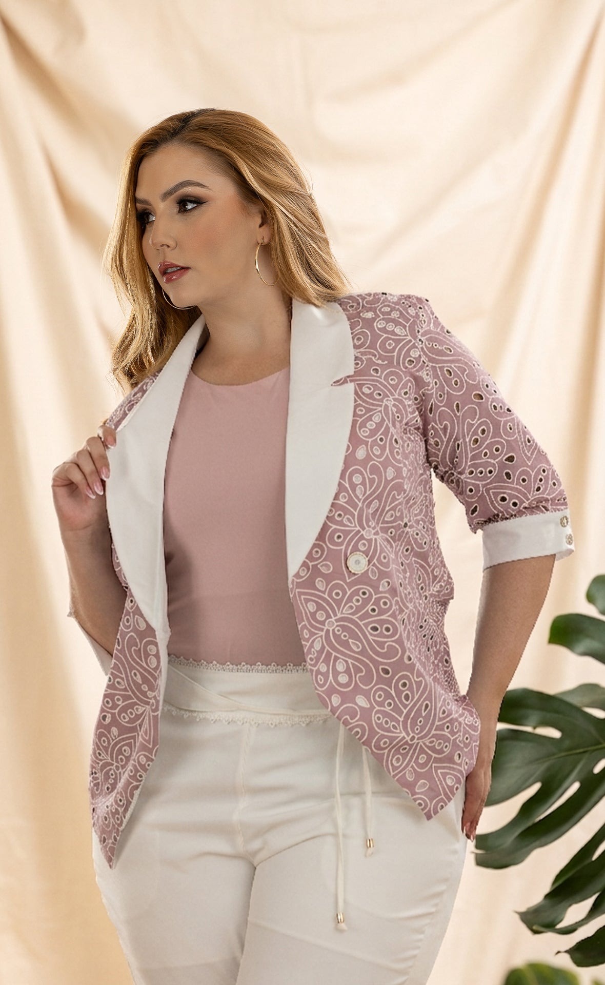 BLAZER PLUS CON OJALILLO LASER P890