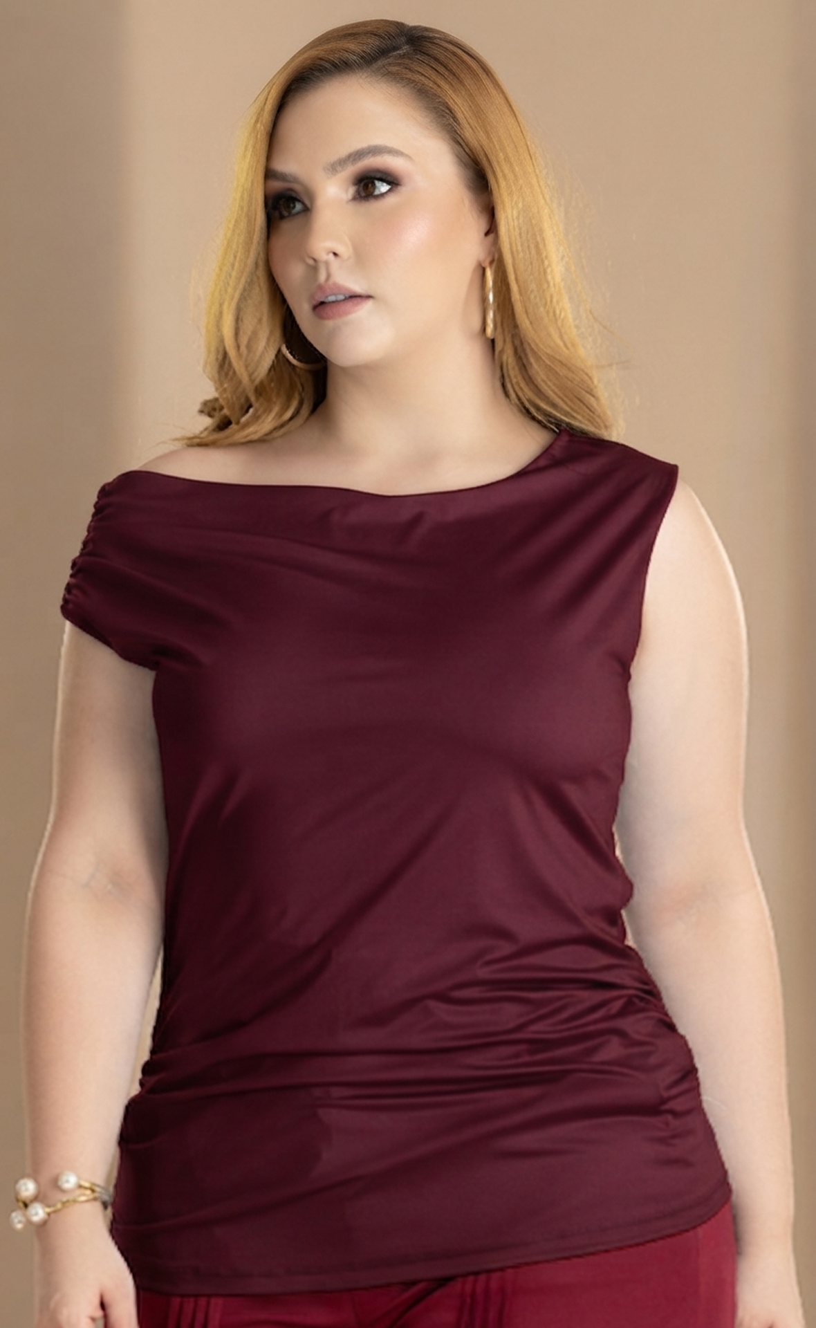 BLUSA PLUS SIZE CUELLO BANDEJA P911