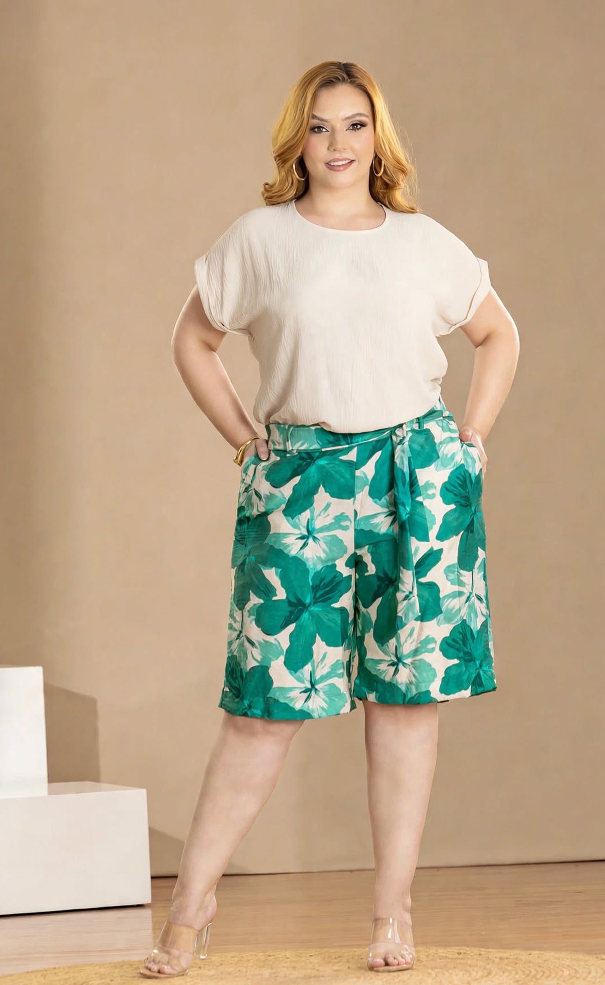 SET PLUS BLUSA Y SHORT ESTAMPADO FLORES P959